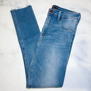 Abercrombie and Fitch Jeggings Size 26